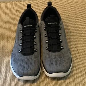 Skechers Summit Louvin Sneakers, Men’s Sz 13, Grey